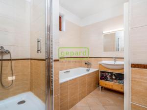 Prodej bytu 4+kk, Praha - Štěrboholy, Laudonova, 96 m2