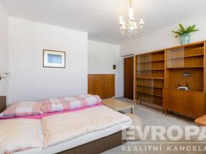 Pronájem rodinného domu, Praha - Krč, U krčského nádraží, 240 m2