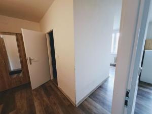 Pronájem bytu 1+1, Ústí nad Labem - Severní Terasa, Oblá, 42 m2