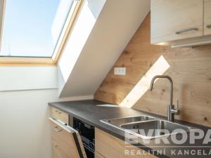 Prodej bytu 2+kk, Vrchlabí, Krkonošská, 60 m2