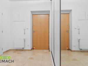 Pronájem bytu 2+kk, Uherské Hradiště - Sady, Jabloňová, 60 m2