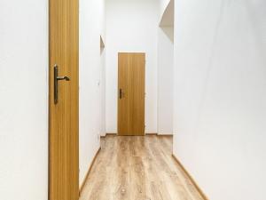 Pronájem bytu 2+kk, Praha - Vinohrady, Šafaříkova, 45 m2