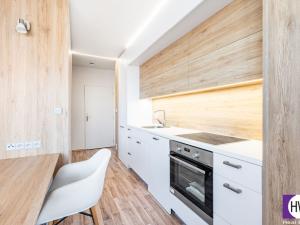 Prodej bytu 1+kk, Praha - Záběhlice, Topolová, 31 m2