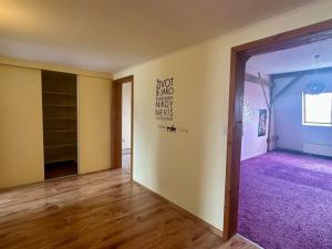 Prodej bytu 3+1, Cheb, Karlova, 178 m2