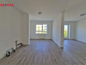 Prodej bytu 3+kk, Milovice - Mladá, Spojovací, 71 m2