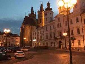 Prodej činžovního domu, Hradec Králové, Velké náměstí, 1321 m2