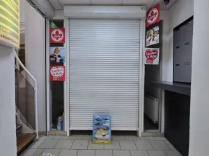 Pronájem obchodního prostoru, Benešov, Vnoučkova, 16 m2