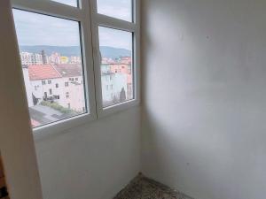 Pronájem bytu 2+1, Teplice, Československých legií, 80 m2