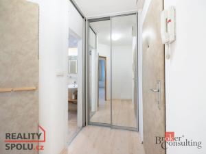 Pronájem bytu 1+kk, Praha - Záběhlice, Slívová, 48 m2