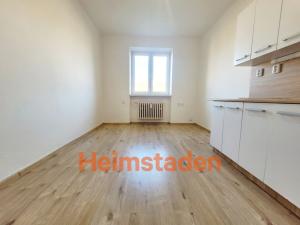 Pronájem bytu 1+kk, Havířov - Město, Hlavní třída, 21 m2