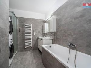 Prodej bytu 4+kk, Praha, Novostrašnická, 99 m2