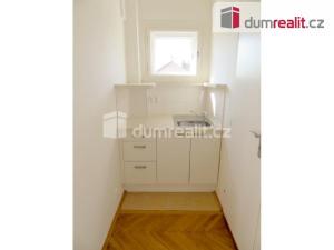 Pronájem bytu 1+kk, Praha - Smíchov, Mošnova, 62 m2