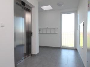 Pronájem bytu 1+kk, Poděbrady - Poděbrady III, Nerudova, 36 m2