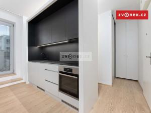 Pronájem bytu 1+kk, Zlín, Lorencova, 28 m2