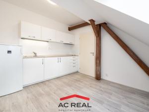 Prodej bytu 2+kk, Brno - Žebětín, Hostislavova, 33 m2