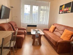 Pronájem bytu 2+kk, Praha - Nusle, Kloboučnická, 50 m2