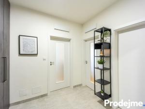 Prodej bytu 2+kk, Praha - Dolní Počernice, Černodolská, 62 m2