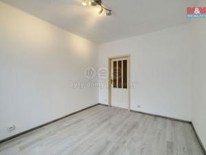 Prodej bytu 3+1, Mariánské Lázně, Libušina, 63 m2