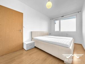 Pronájem bytu 2+kk, Praha - Prosek, Kytlická, 62 m2