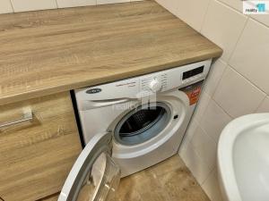 Pronájem bytu 1+kk, Praha - Žižkov, Spojovací, 11 m2
