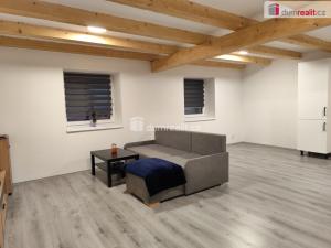 Pronájem bytu 2+kk, Dobrovice, Palackého náměstí, 70 m2