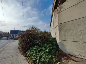 Pronájem komerčního pozemku, Praha, 148 m2