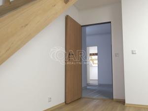 Prodej bytu 3+1, Praha - Bubeneč, Na výšinách, 77 m2