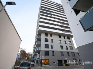 Pronájem bytu 1+kk, Brno, Bratislavská, 33 m2