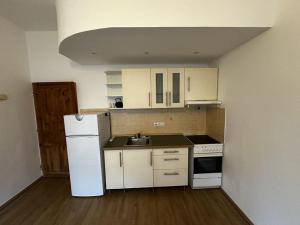 Prodej bytu 1+kk, Praha - Braník, Zelinářská, 24 m2