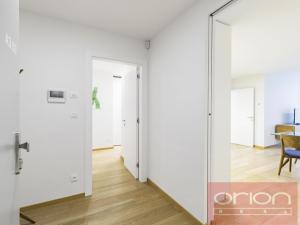 Pronájem bytu 2+kk, Praha - Smíchov, Holečkova, 88 m2