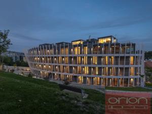 Pronájem bytu 2+kk, Praha - Smíchov, Holečkova, 88 m2