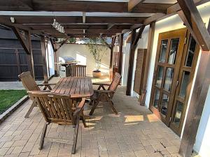 Prodej rodinného domu, Štětí - Stračí, 130 m2
