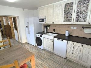 Prodej rodinného domu, Štětí - Stračí, 130 m2