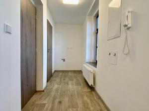 Pronájem bytu 2+kk, Česká Lípa, Prokopa Holého, 42 m2