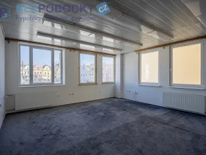Pronájem kanceláře, Havlíčkův Brod, Havlíčkovo náměstí, 1200 m2