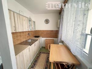 Pronájem bytu 1+kk, Hradec Králové, Na Kotli, 38 m2