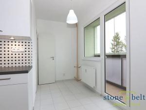 Prodej bytu 3+1, Pacov, Sídliště Míru, 74 m2