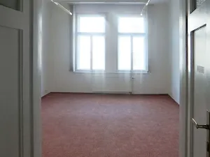 Pronájem kanceláře, Praha - Bubeneč, Eliášova, 90 m2