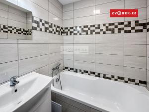 Pronájem bytu 2+1, Uherské Hradiště, 52 m2