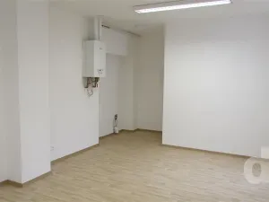 Pronájem obchodního prostoru, Karlovy Vary, Moskevská, 64 m2