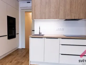 Pronájem bytu 1+kk, Praha - Žižkov, Šrámkové, 33 m2