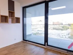 Pronájem bytu 1+kk, Praha - Žižkov, Šrámkové, 33 m2