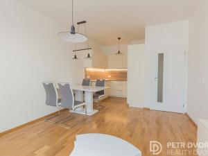 Pronájem bytu 2+kk, Praha - Hloubětín, Saarinenova, 50 m2