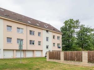 Prodej bytu 2+kk, Králův Dvůr, Popelky Biliánové, 72 m2