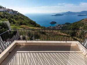 Prodej bytu 2+kk, Budva, Černá Hora, 52 m2