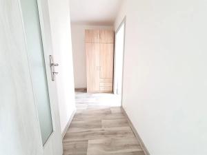 Pronájem bytu 3+kk, Praha - Modřany, Hasova, 67 m2