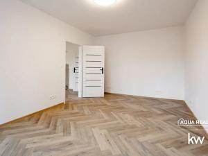 Prodej bytu 3+kk, Karlovy Vary, Šumavská, 68 m2