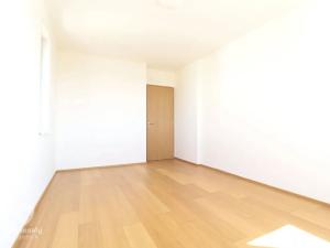 Pronájem bytu 3+kk, Praha - Dolní Chabry, K Beranovu, 82 m2