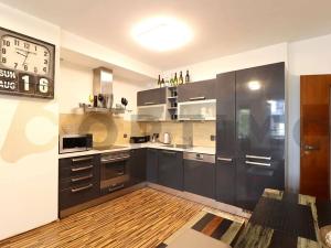 Prodej bytu 2+kk, Praha - Prosek, Trmická, 55 m2