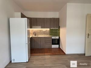 Pronájem bytu 2+kk, Hradec Králové, Buzulucká, 74 m2